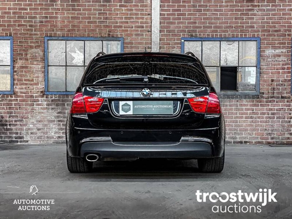 BMW 320i Touring M-Sport E91 2.0  170pk 2008 3-serie, 8-ZPV-50