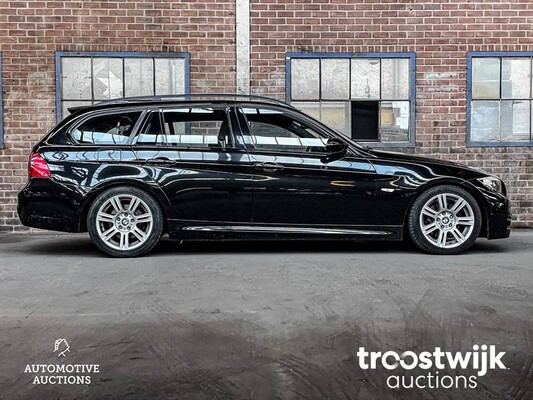 BMW 320i Touring M-Sport E91 2.0  170pk 2008 3-serie, 8-ZPV-50