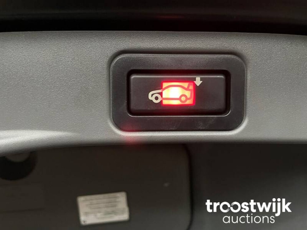 BMW 745i Executive E65 4.4 V8  2004 333pk -Youngtimer-