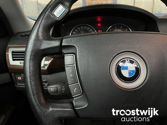 BMW 745i Executive E65 4.4 V8  2004 333pk -Youngtimer-