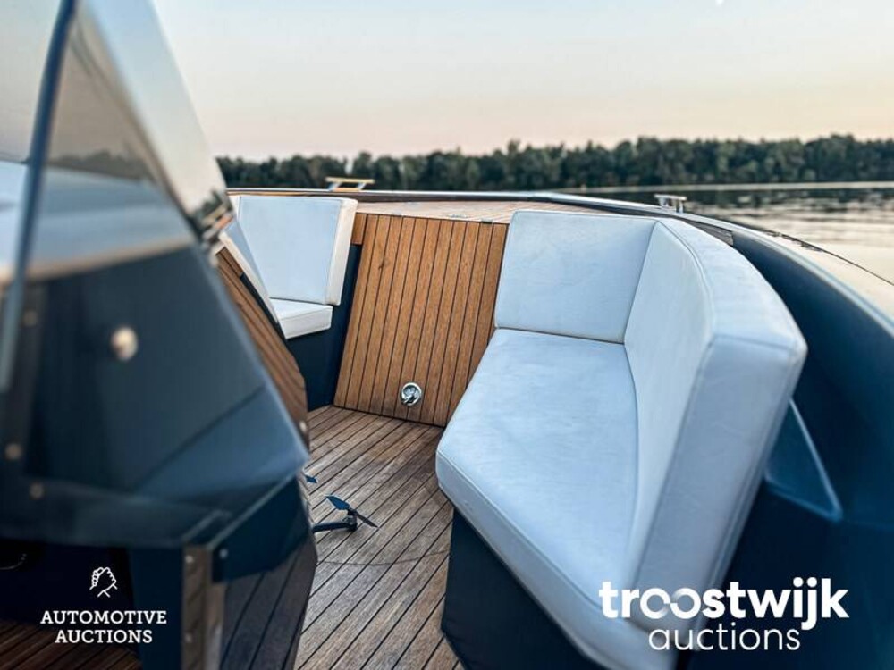 Frauscher 686 Lido 225 PS V6 Volvo Penta DUOPROP