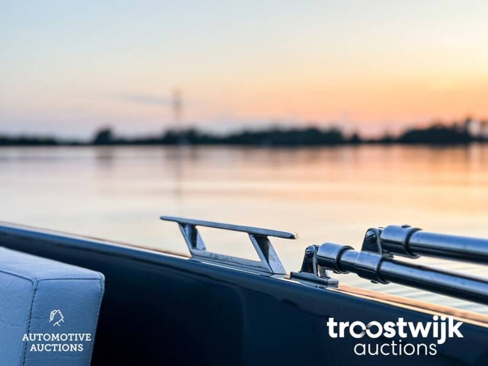 Frauscher 686 Lido 225 PS V6 Volvo Penta DUOPROP