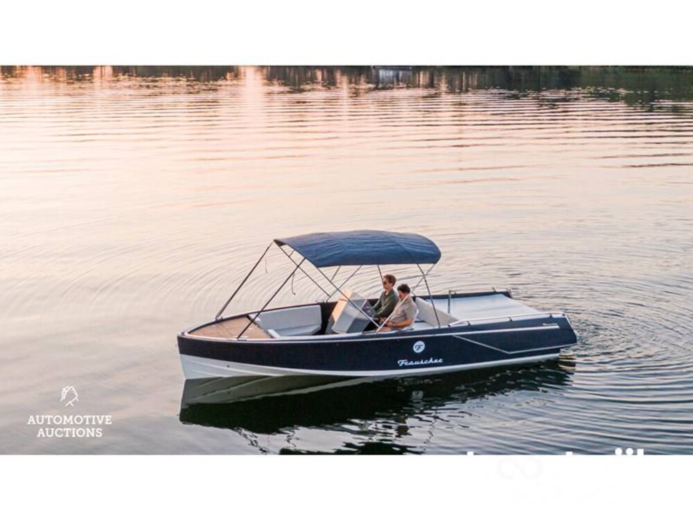 Frauscher 686 Lido 225 PS V6 Volvo Penta DUOPROP