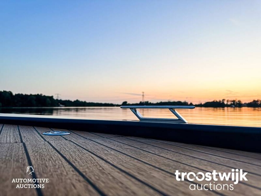 Frauscher 686 Lido 225 PS V6 Volvo Penta DUOPROP