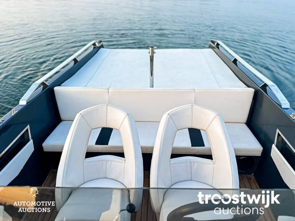 Frauscher 686 Lido 225 PS V6 Volvo Penta DUOPROP