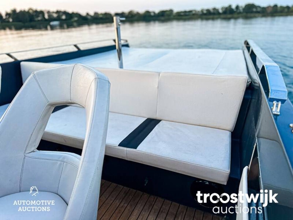 Frauscher 686 Lido 225 PS V6 Volvo Penta DUOPROP