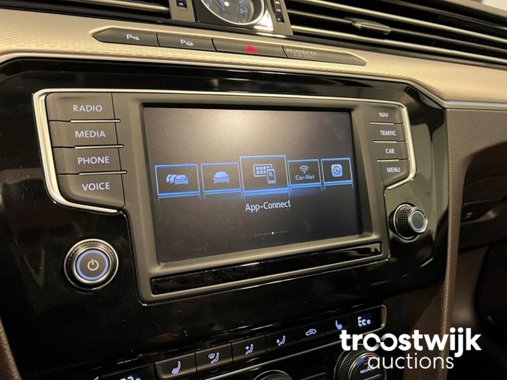 Volkswagen Passat Variant GTE 1.4 TSI Highline 218 PS 2016, XG-966-V