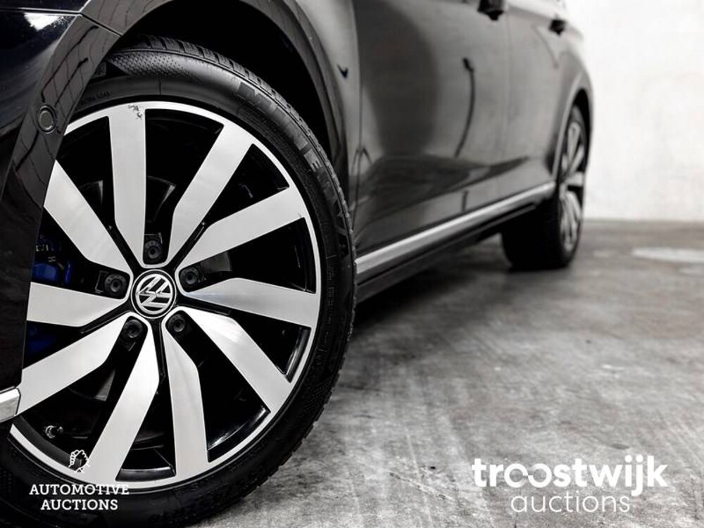 Volkswagen Passat Variant GTE 1.4 TSI Highline 218 PS 2016, XG-966-V