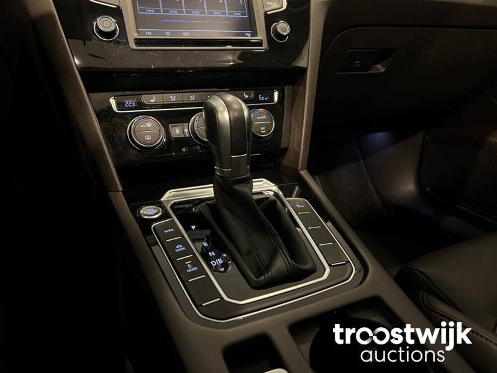 Volkswagen Passat Variant GTE 1.4 TSI Highline 218 PS 2016, XG-966-V