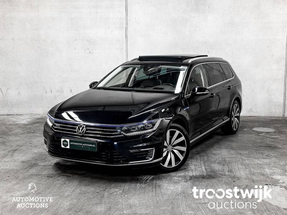 Volkswagen Passat Variant GTE 1.4 TSI Highline 218 PS 2016, XG-966-V