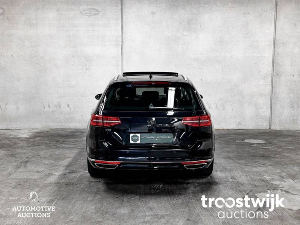 Volkswagen Passat Variant GTE 1.4 TSI Highline 218 PS 2016, XG-966-V