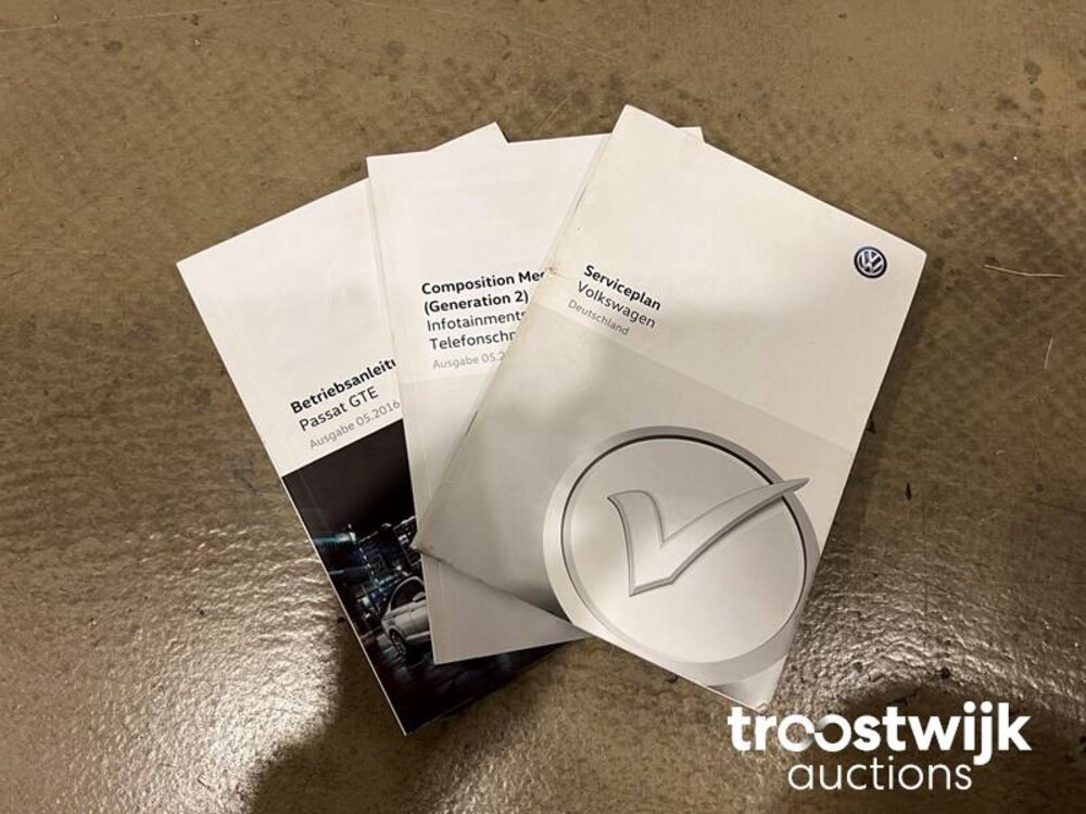 Volkswagen Passat Variant GTE 1.4 TSI Highline 218 PS 2016, XG-966-V