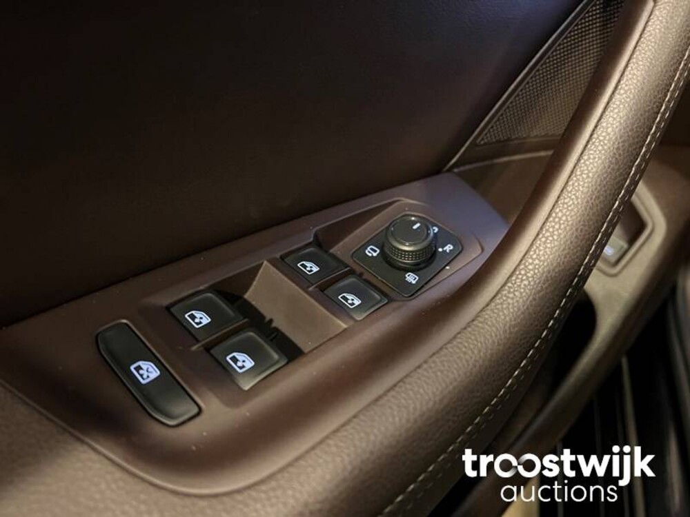 Volkswagen Passat Variant GTE 1.4 TSI Highline 218 PS 2016, XG-966-V