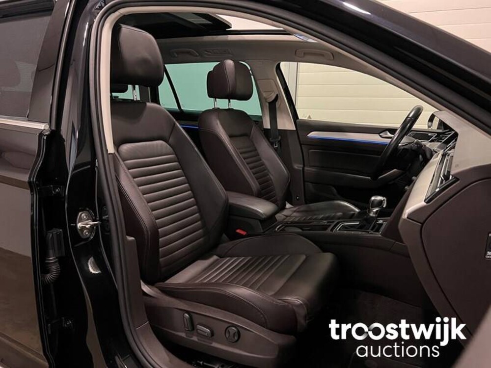 Volkswagen Passat Variant GTE 1.4 TSI Highline 218 PS 2016, XG-966-V