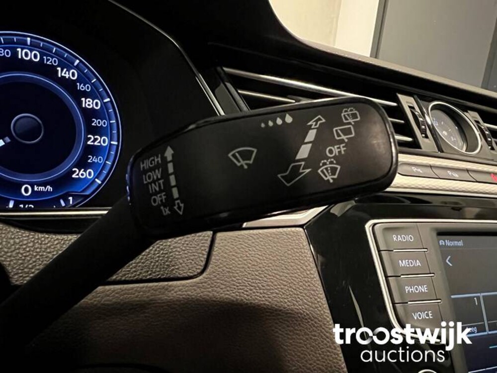 Volkswagen Passat Variant GTE 1.4 TSI Highline 218 PS 2016, XG-966-V