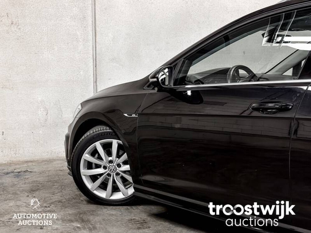 Volkswagen Golf Variant 1.4 TSI Highline Business R 150hp 2018, SP-298-B