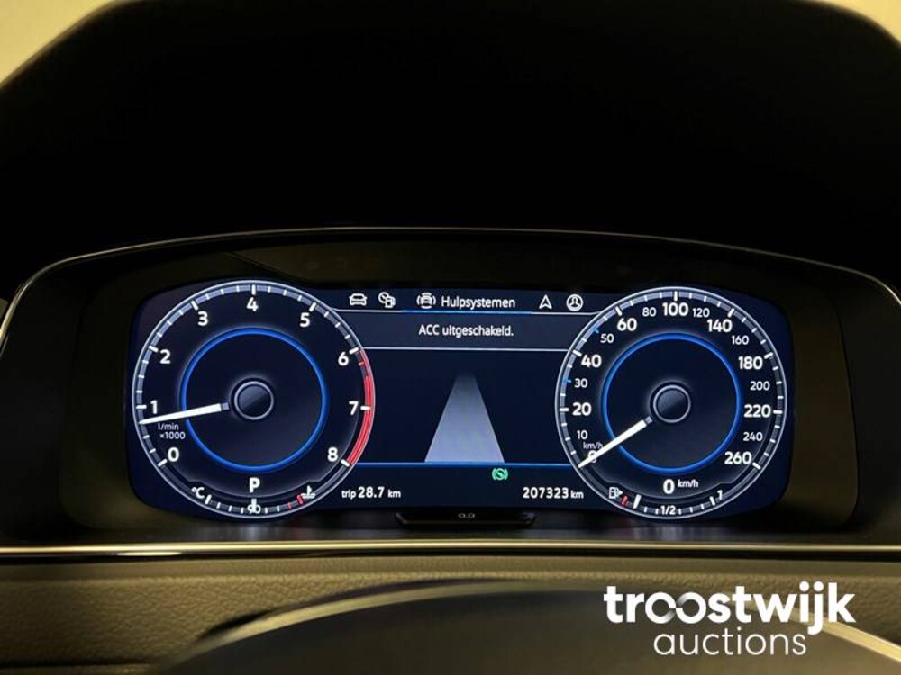 Volkswagen Golf Variant 1.4 TSI Highline Business R 150hp 2018, SP-298-B