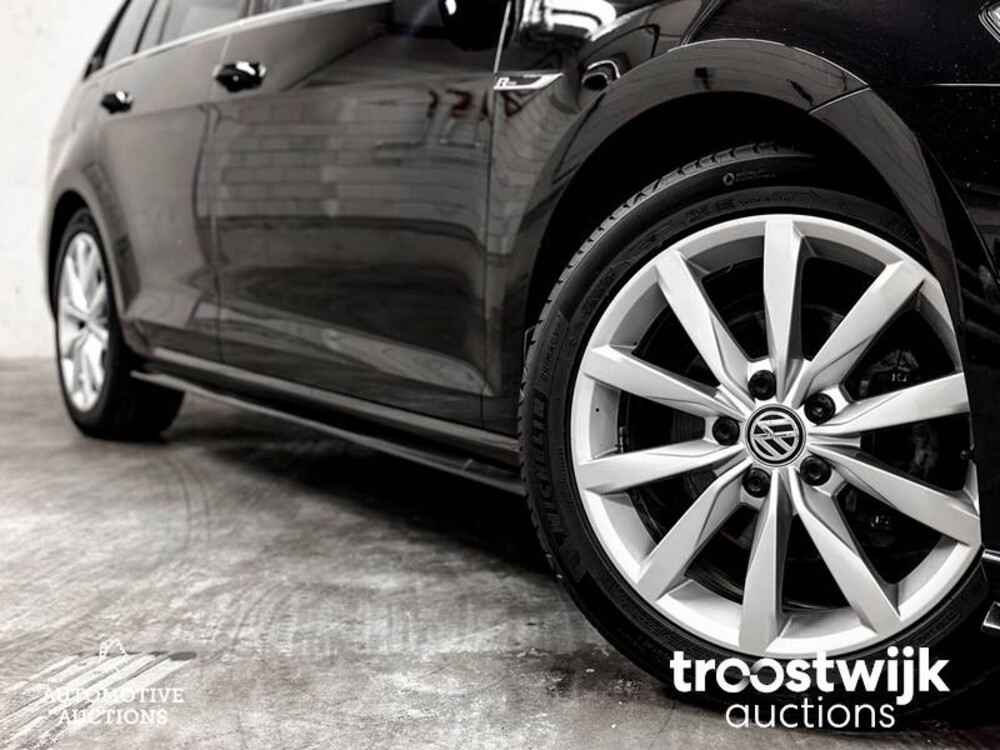 Volkswagen Golf Variant 1.4 TSI Highline Business R 150hp 2018, SP-298-B