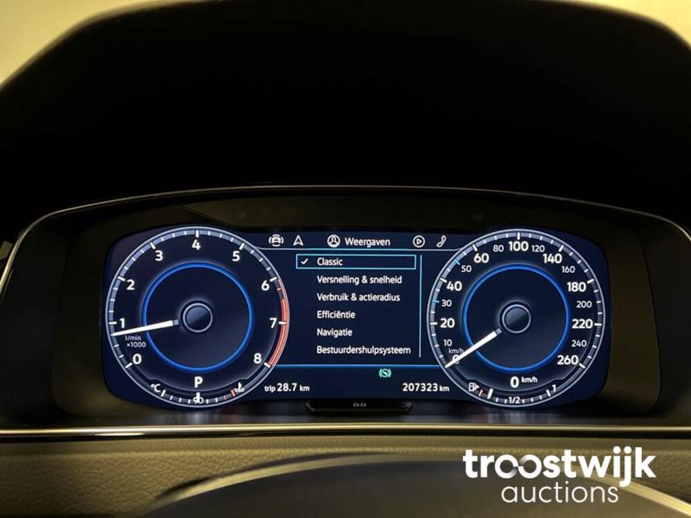 Volkswagen Golf Variant 1.4 TSI Highline Business R 150hp 2018, SP-298-B