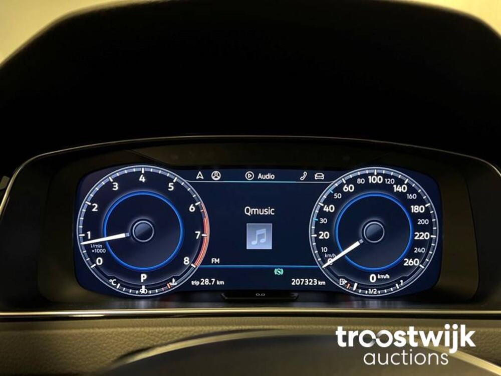 Volkswagen Golf Variant 1.4 TSI Highline Business R 150hp 2018, SP-298-B