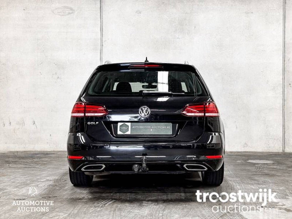 Volkswagen Golf Variant 1.4 TSI Highline Business R 150hp 2018, SP-298-B