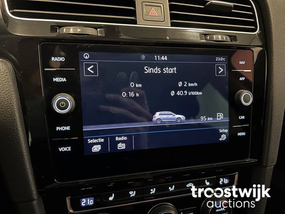 Volkswagen Golf Variant 1.4 TSI Highline Business R 150hp 2018, SP-298-B