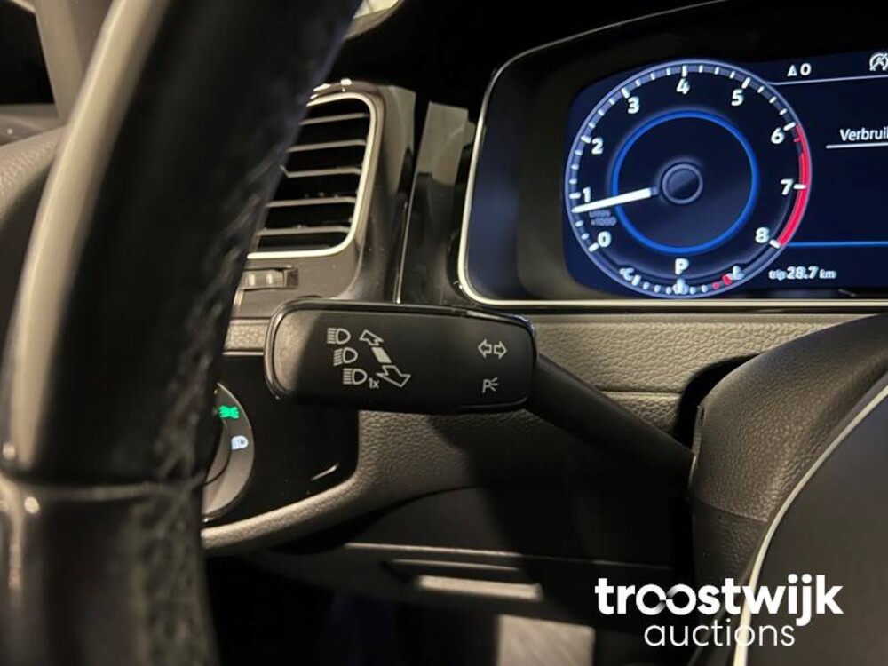 Volkswagen Golf Variant 1.4 TSI Highline Business R 150hp 2018, SP-298-B