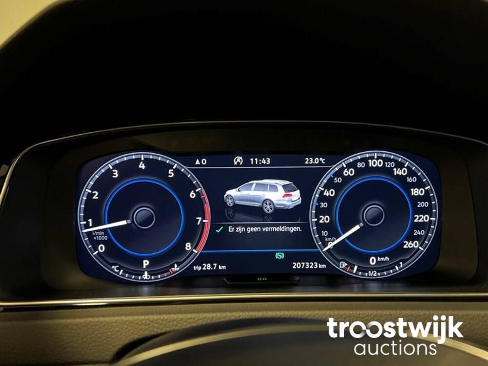 Volkswagen Golf Variant 1.4 TSI Highline Business R 150hp 2018, SP-298-B