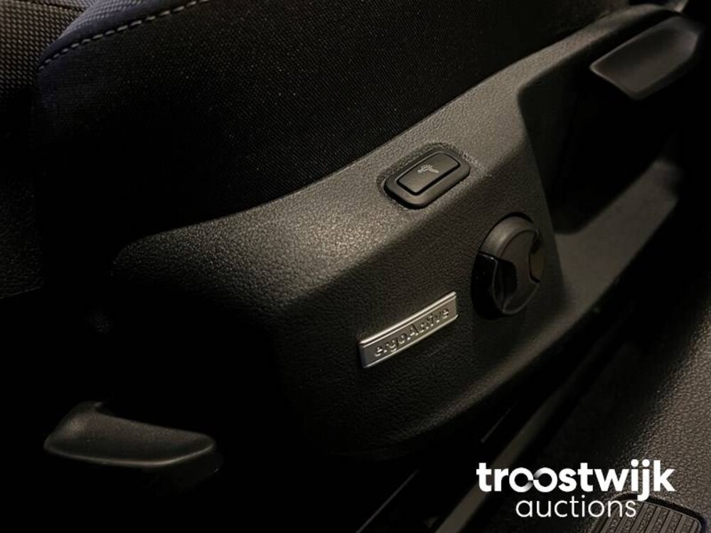 Volkswagen Golf Variant 1.4 TSI Highline Business R 150hp 2018, SP-298-B