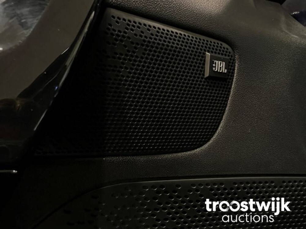 Peugeot 208 GT-line 1.2 PureTech 110PS 2016, L-188-DJ