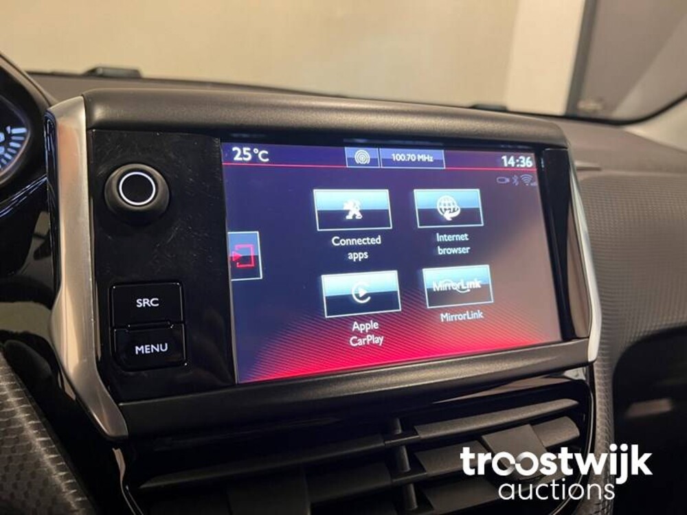 Peugeot 208 GT-line 1.2 PureTech 110PS 2016, L-188-DJ