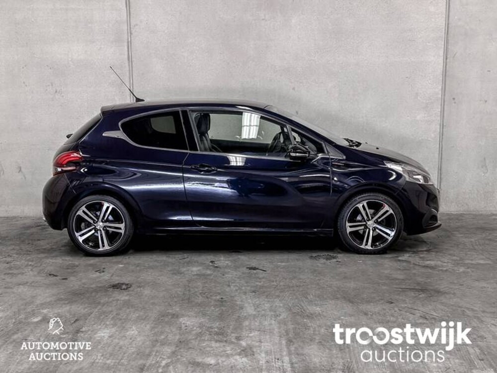 Peugeot 208 GT-line 1.2 PureTech 110PS 2016, L-188-DJ