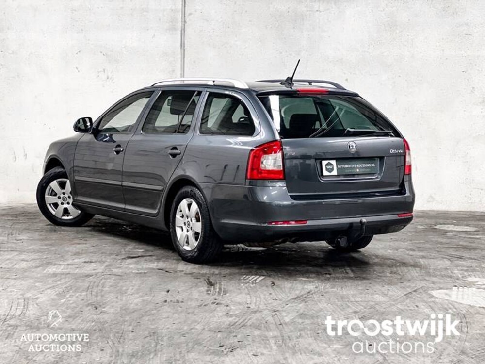 Skoda Octavia Combi 1.8 TSI Elegance 160PS 2012, 64-SXX-5