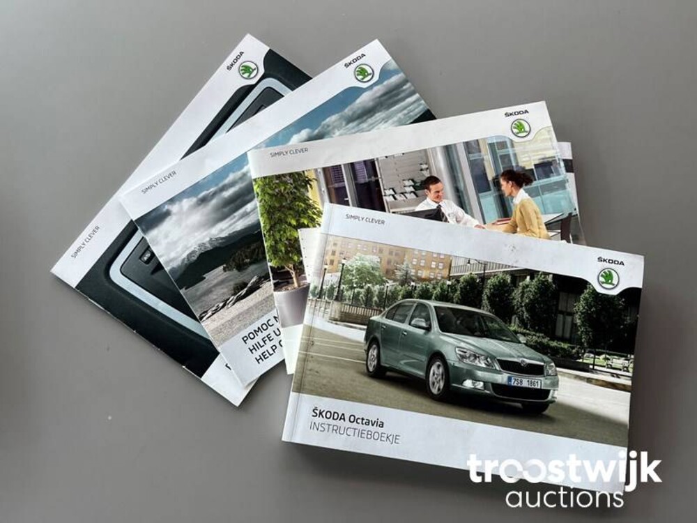 Skoda Octavia Combi 1.8 TSI Elegance 160PS 2012, 64-SXX-5