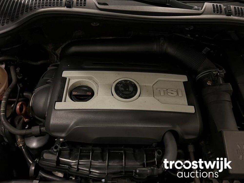 Skoda Octavia Combi 1.8 TSI Elegance 160PS 2012, 64-SXX-5