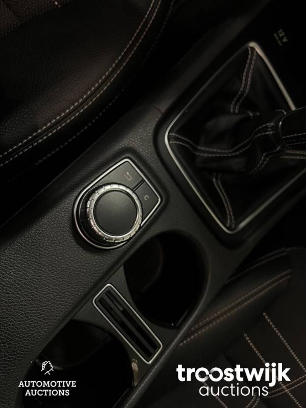 Mercedes-Benz CLA180 Ambition 122PS 2013 CLA-Klasse -Orig. NL-, 7-SNK-32