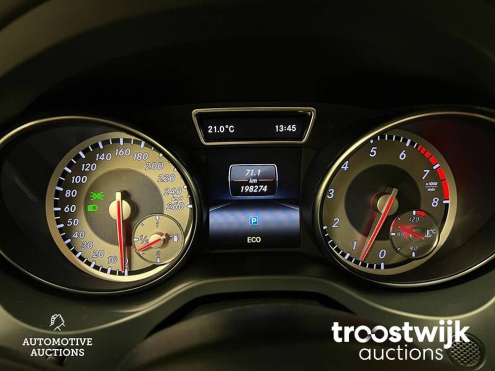 Mercedes-Benz CLA180 Ambition 122PS 2013 CLA-Klasse -Orig. NL-, 7-SNK-32