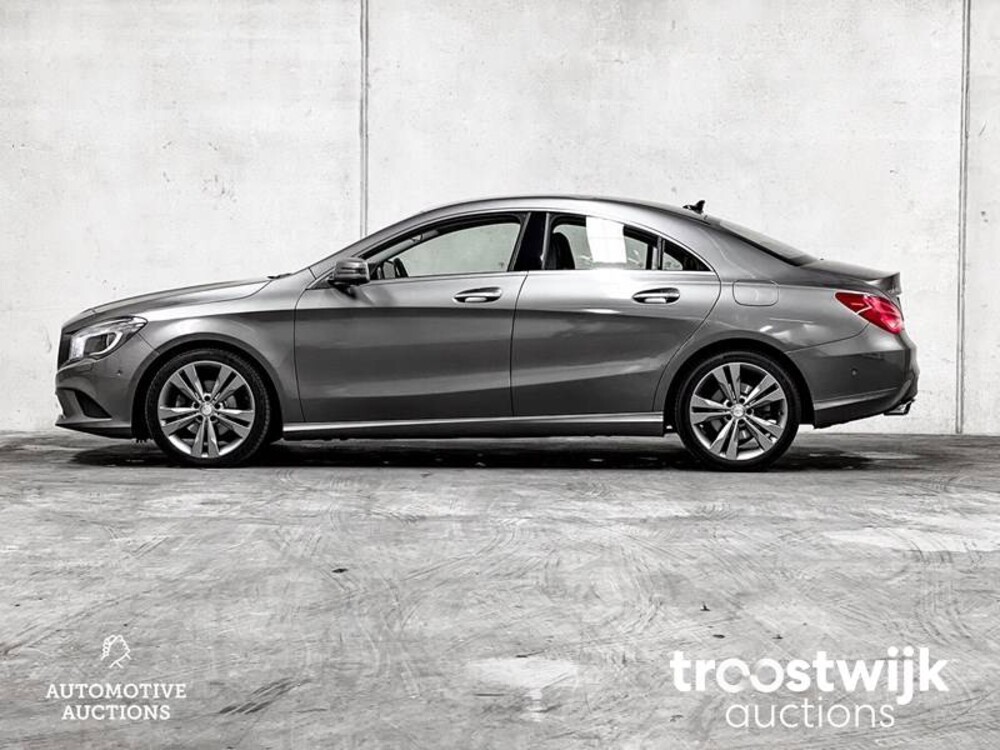 Mercedes-Benz CLA180 Ambition 122PS 2013 CLA-Klasse -Orig. NL-, 7-SNK-32