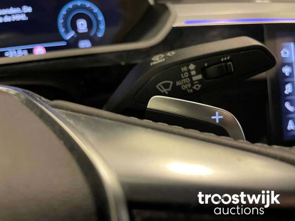 Audi e-tron Sportback 55 Quattro S edition 95 kWh S-Line 408PS 2020 -Orig. NL-, J-746-HV