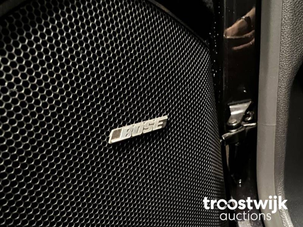 Porsche Panamera 3.0D V6  300 PS 2015, SB-617-F