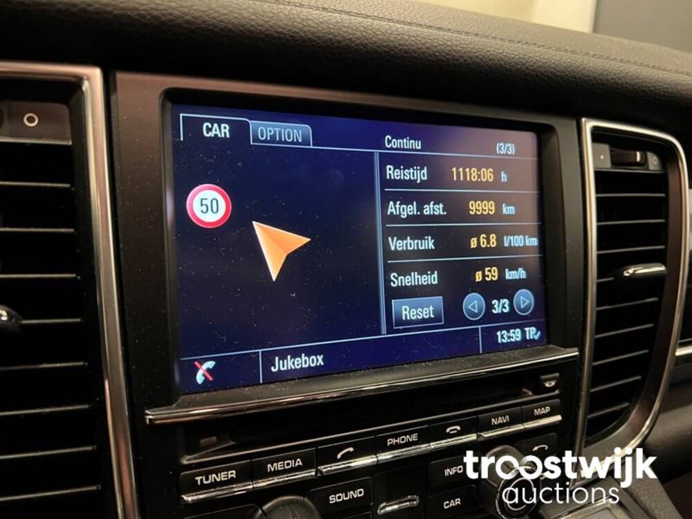 Porsche Panamera 3.0D V6  300 PS 2015, SB-617-F