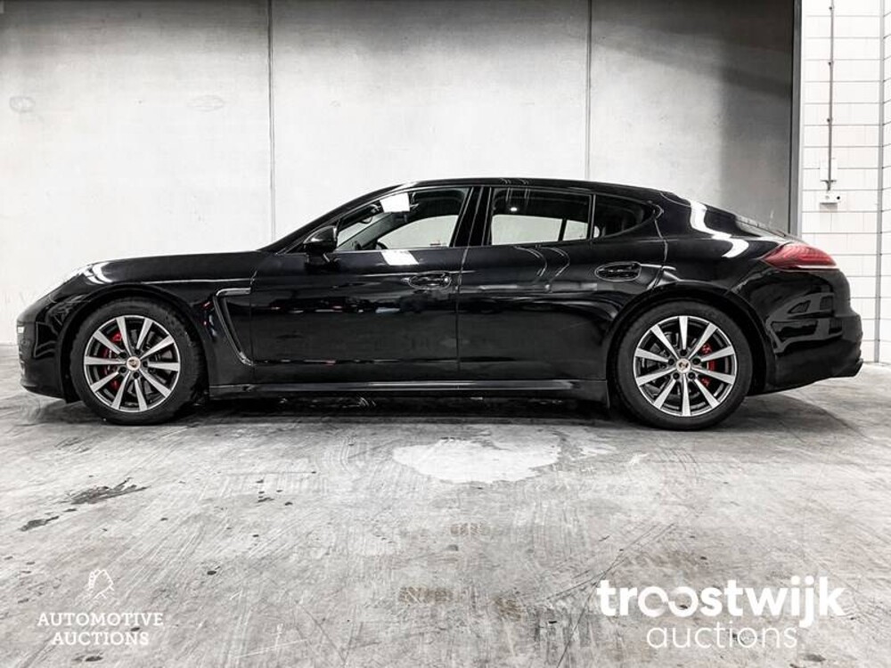 Porsche Panamera 3.0D V6  300 PS 2015, SB-617-F