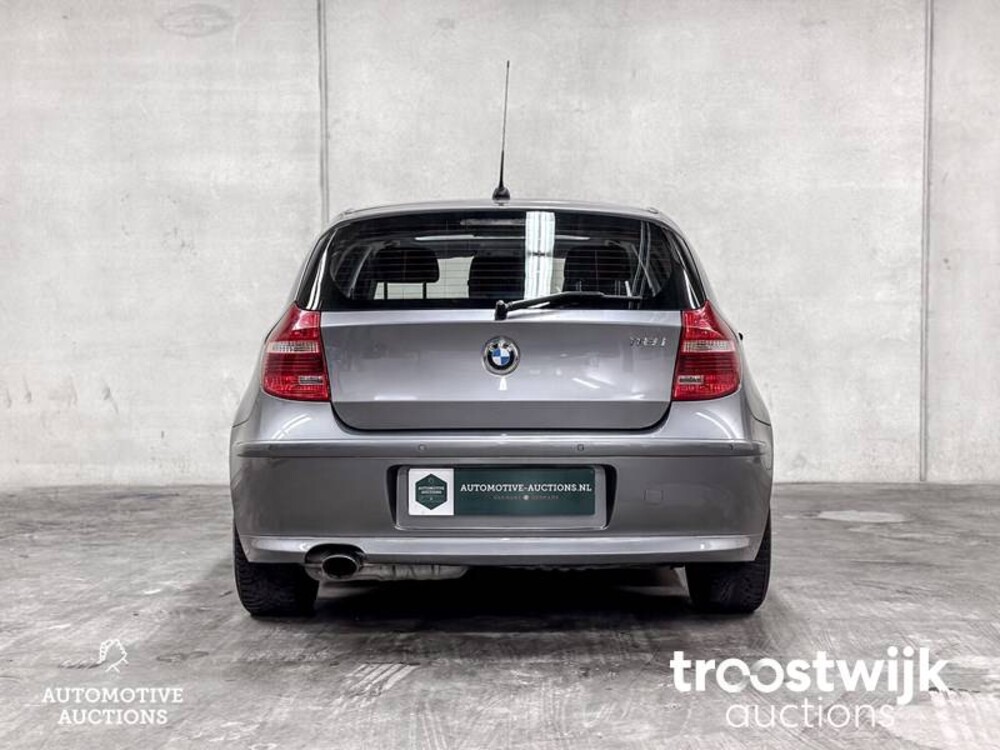 BMW 118i High Executive E87 143 PS 2010 1er, HP-620-R
