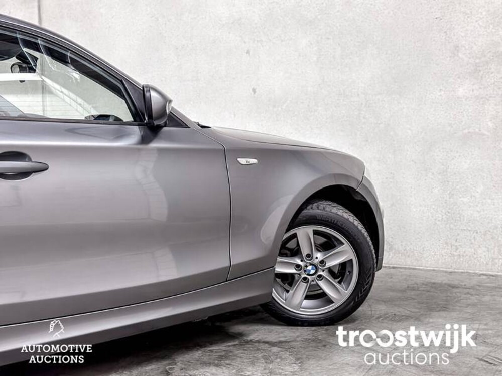 BMW 118i High Executive E87 143 PS 2010 1er, HP-620-R