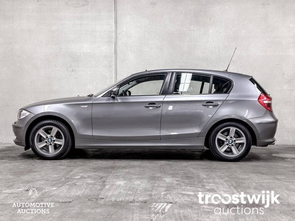 BMW 118i High Executive E87 143 PS 2010 1er, HP-620-R