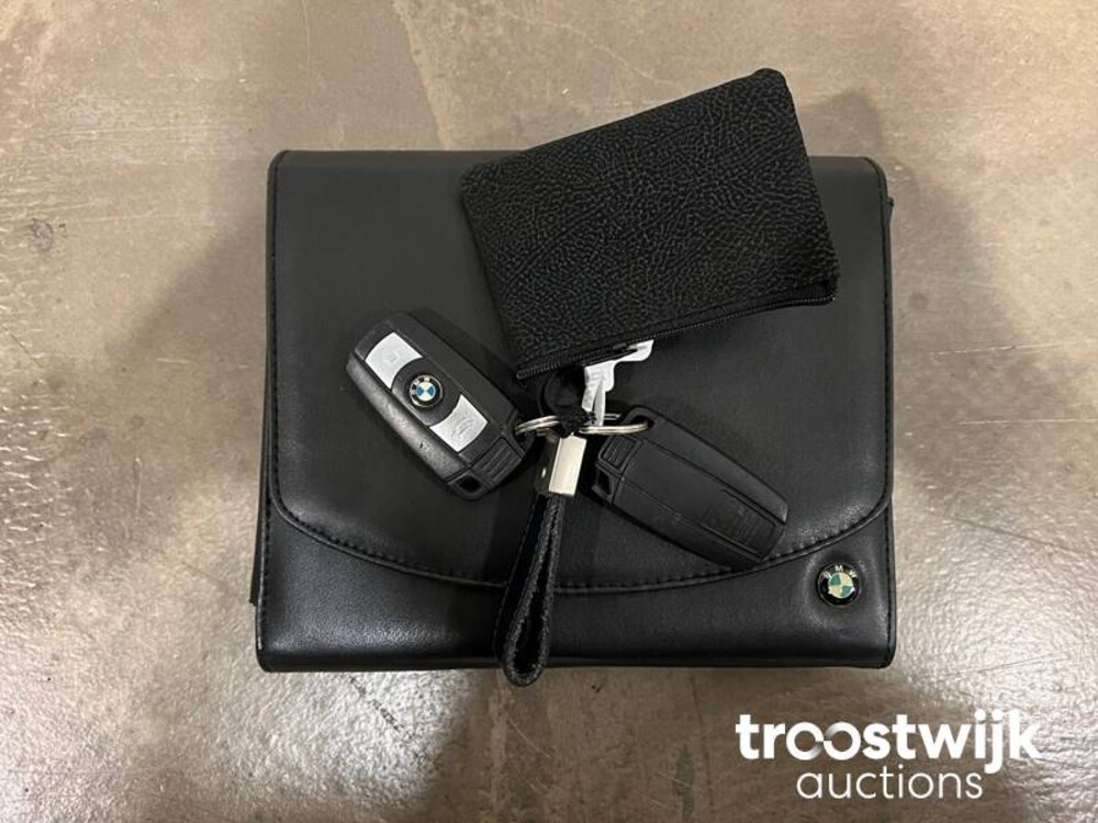 BMW 118i High Executive E87 143 PS 2010 1er, HP-620-R