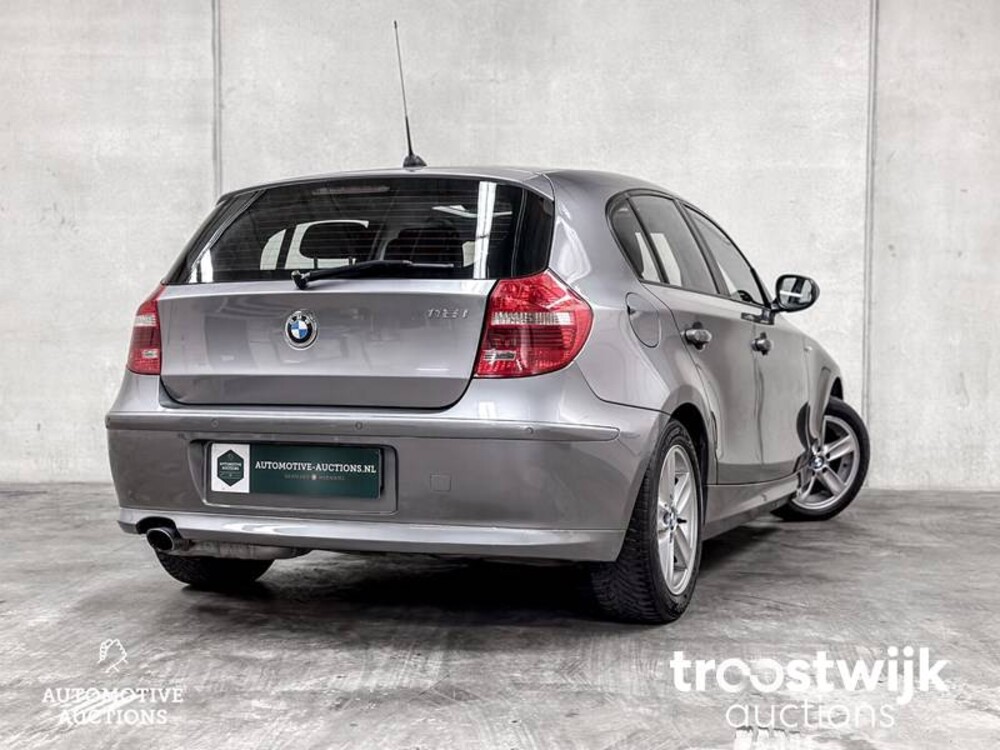 BMW 118i High Executive E87 143 PS 2010 1er, HP-620-R