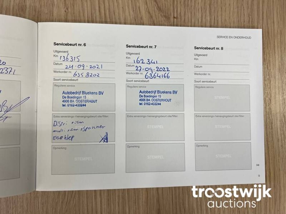 Volvo V60 2.0 D3 R-Design 150hp 2016, XR-726-J