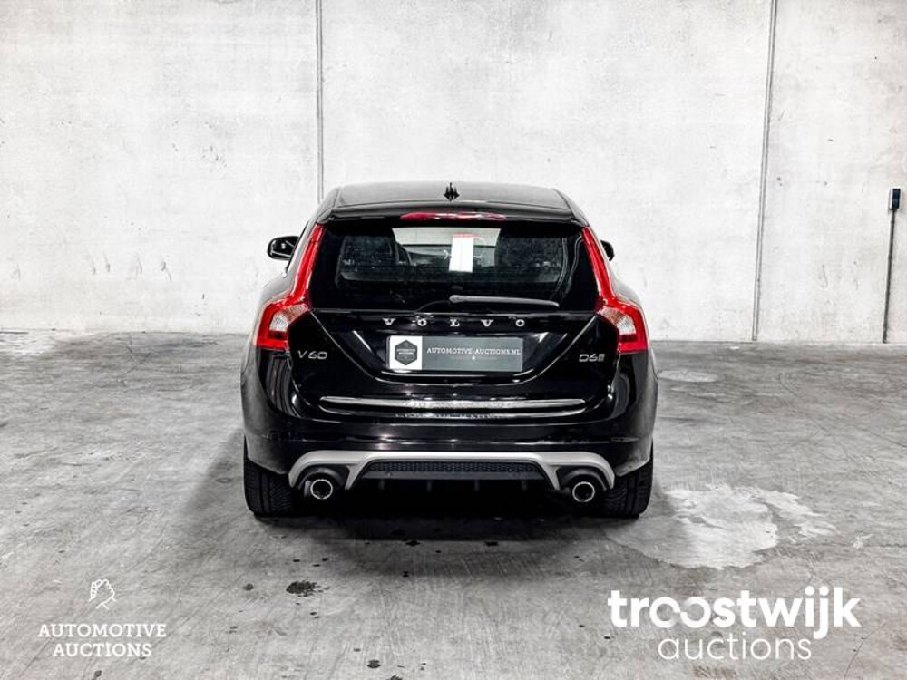 Volvo V60 R-Design 2.4 D6 Twin Engine 220PS 2015 -Orig. NL-, GJ-646-L