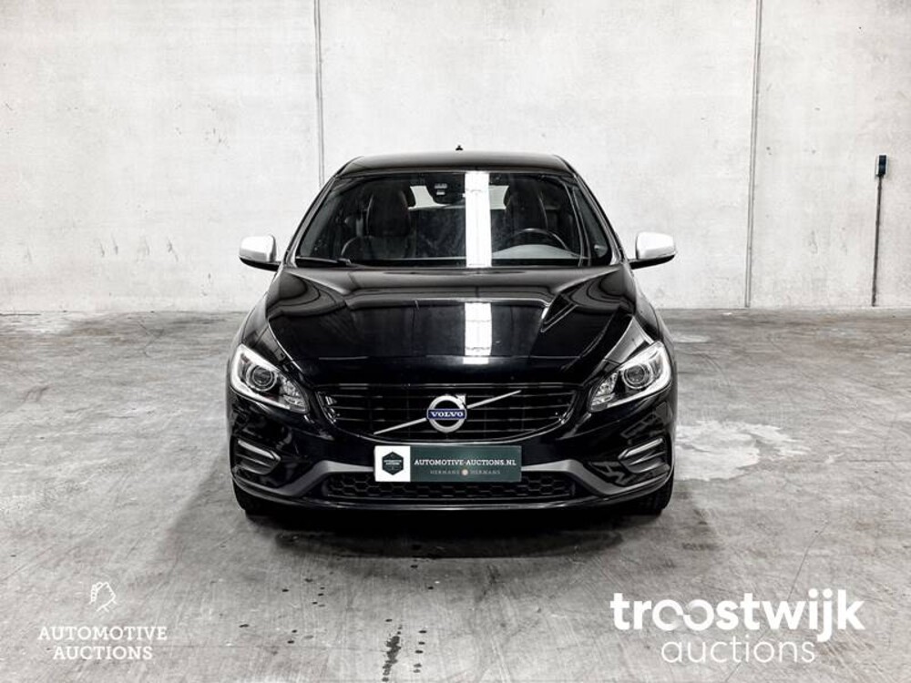 Volvo V60 R-Design 2.4 D6 Twin Engine 220PS 2015 -Orig. NL-, GJ-646-L